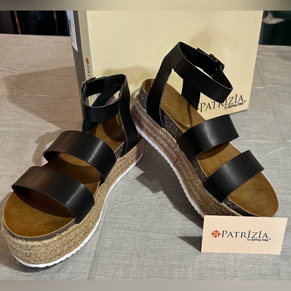 NIB Patrizia Larissa vegan leather sandals - Picture 2 of 12